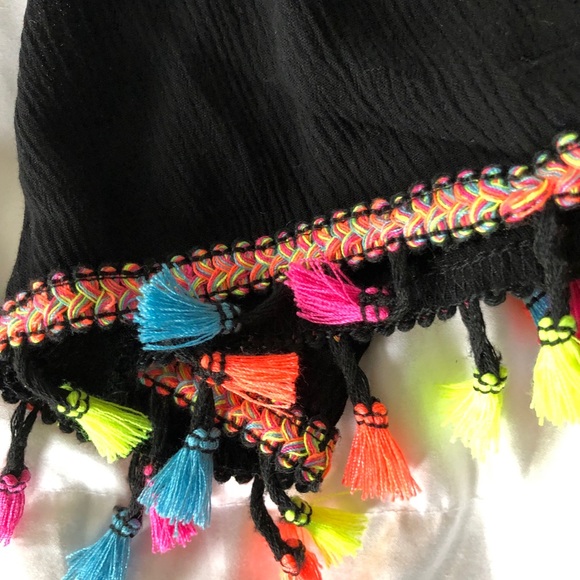 NU LABEL Off the Shoulder Fiesta Shirt - Picture 3 of 4